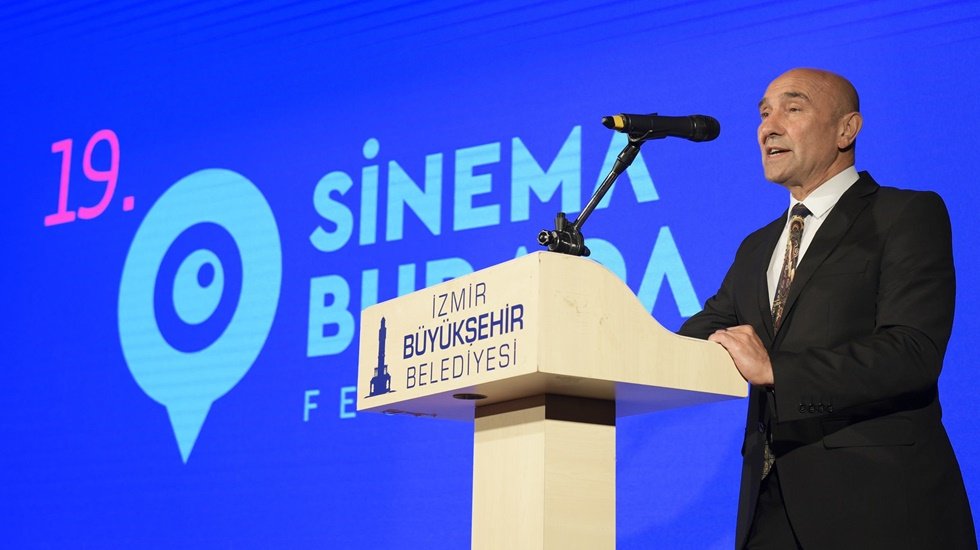 Başkan Soyer&rsquo;den sinema sekt&ouml;r&uuml;ne iki m&uuml;jde