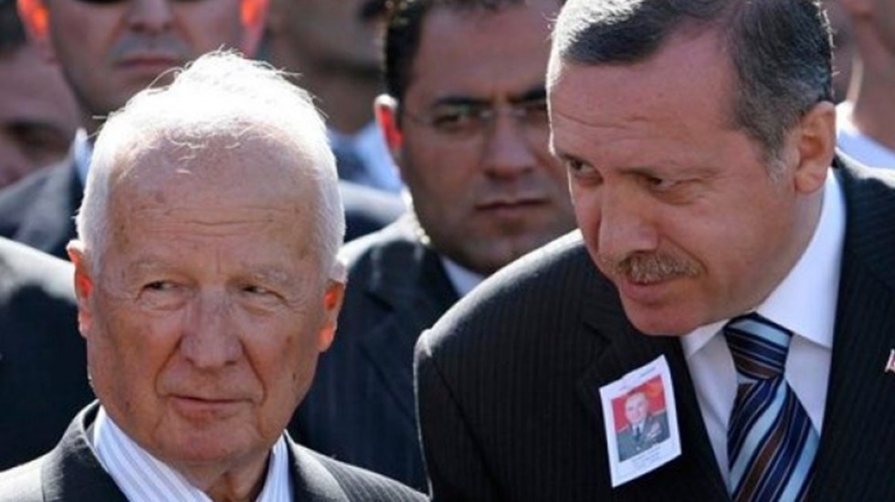 SOL Parti'den Erdoğan'a: &ldquo;Erdoğan, Kenan Evren&rsquo;in s&ouml;zlerini tekrarladı, bizde Terzi Fikrilerin s&ouml;z&uuml;n&uuml; tekrarladık&rdquo;