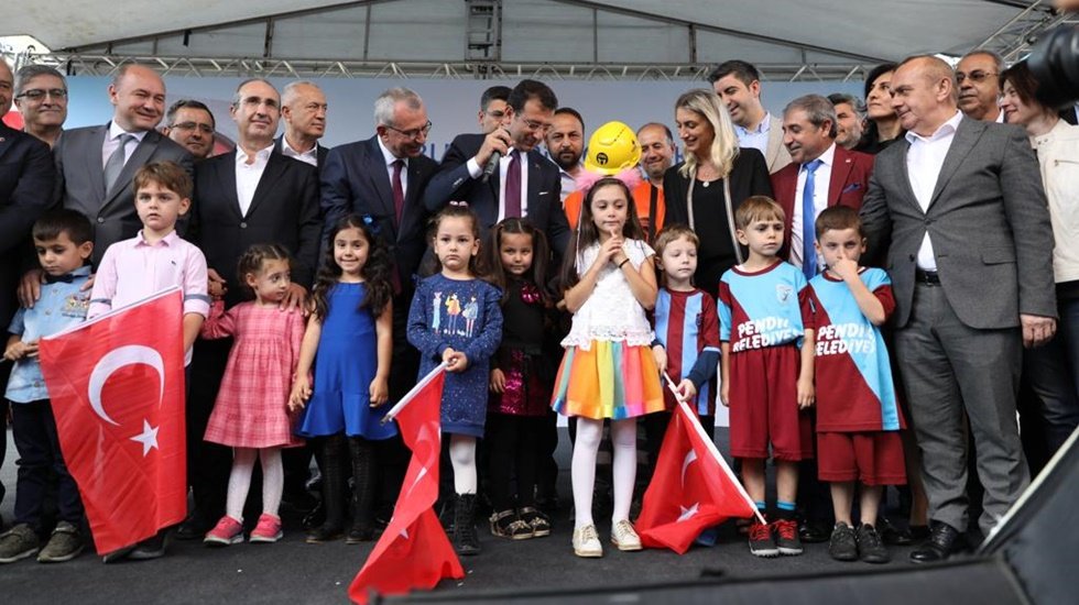 İmamoğlu: &ldquo;Bug&uuml;n, kreşlerin doğum g&uuml;n&uuml;&rdquo;