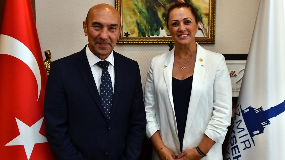 İzmir Büyükşehir, kadına şiddetle mücadelede elini taşın altına koyacak