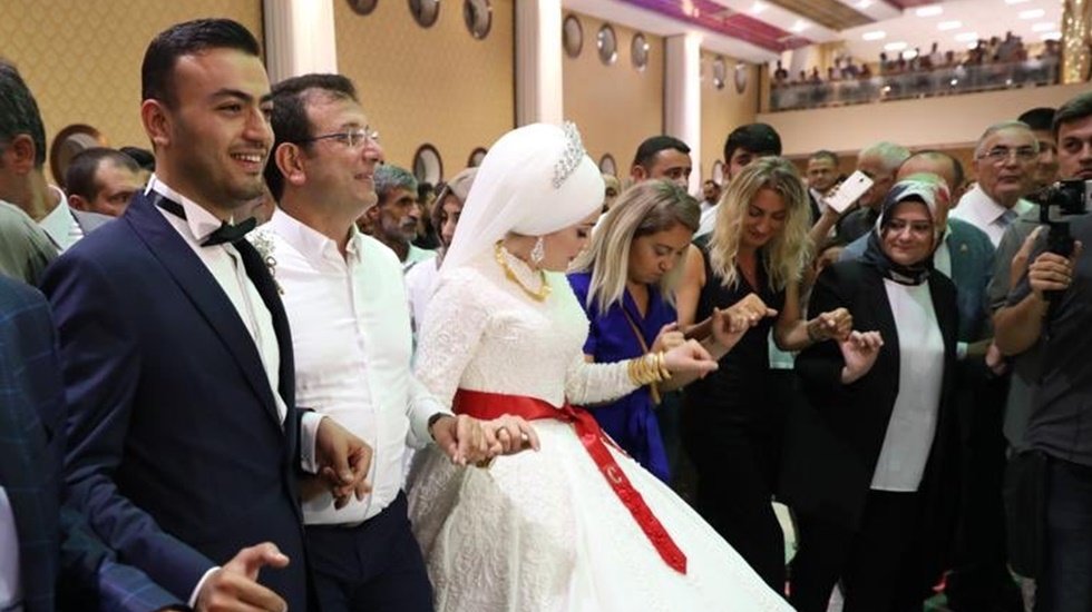 Kuzu'nun hedef g&ouml;sterdiği Yaşar'dan sert yanıt: İspat etmeyen şerefsizdir