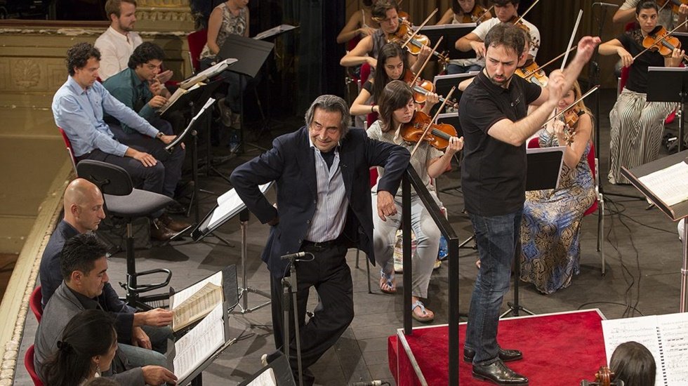 Opera Italiana Academy, Fo&ccedil;a&rsquo;da eğitim ve konserler verecek