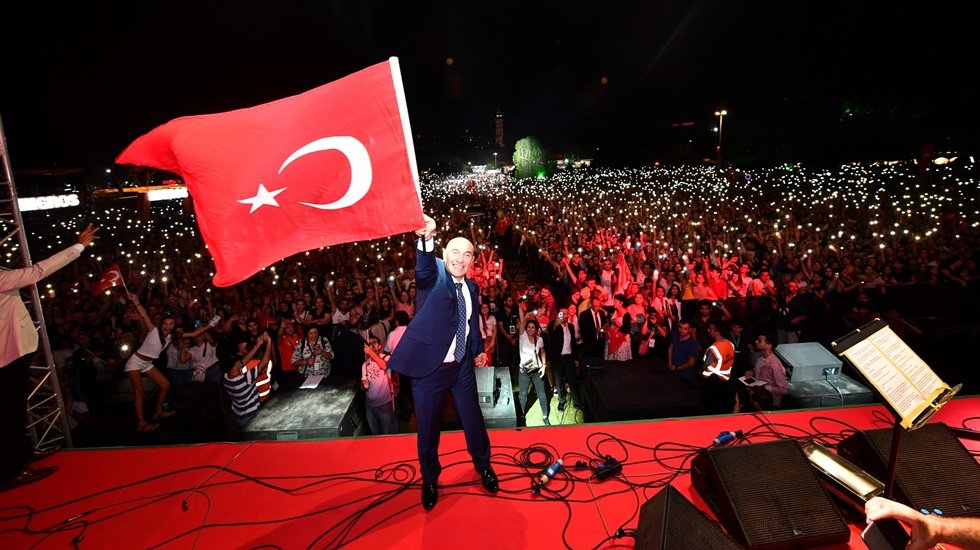 &ldquo;Orman İzmir&rdquo; i&ccedil;in İzmir tek y&uuml;rek