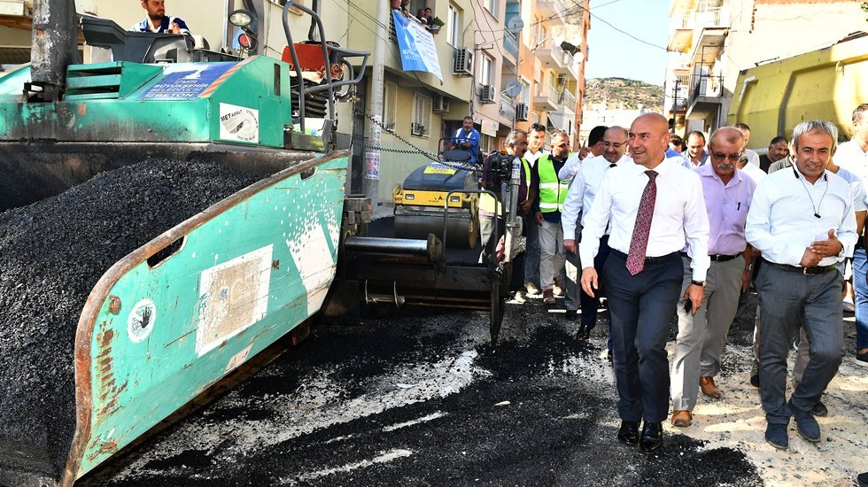 Soyer: &lsquo;Arka mahalleler&rsquo; i&ccedil;in kolları sıvadı