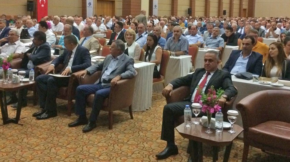 Kriz gelmiş kime ne! TESKOMB, seminer i&ccedil;in Kıbrıs&rsquo;ta l&uuml;ks otelle anlaştı