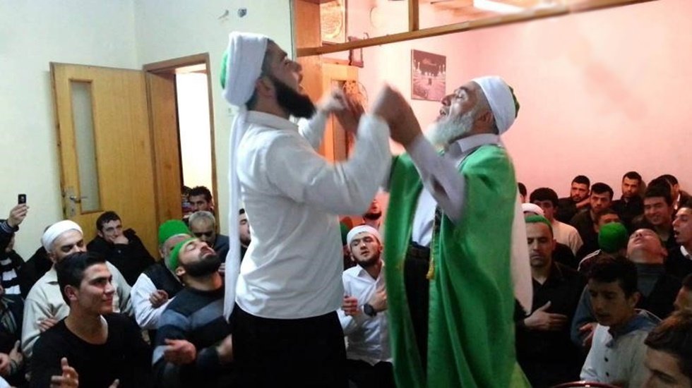 "Yurttaş, tarikatlar kapatılsın istiyor"