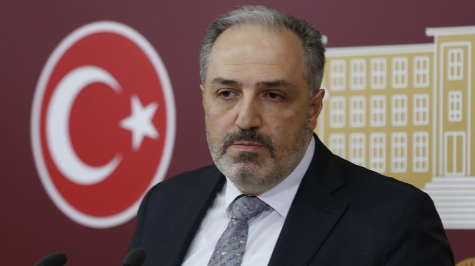 AKP’de Yeneroğlu'nun istifası huzursuzluk yarattı… 'İstifalar sürebilir'