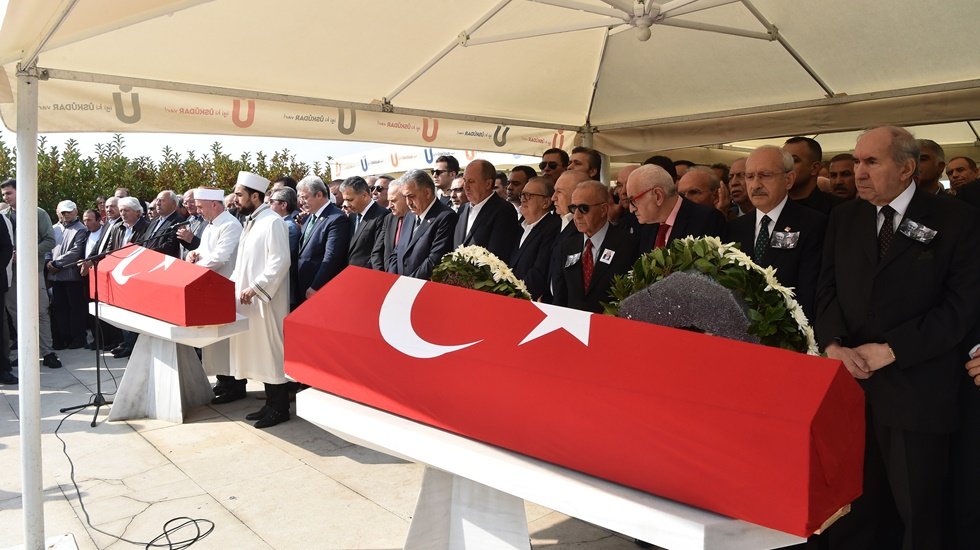 Ali Topuz ve Orhan Birgit son yolculuklarına uğurlandı
