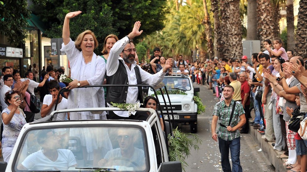 Altın Portakal kortej coşkusuyla başlıyor