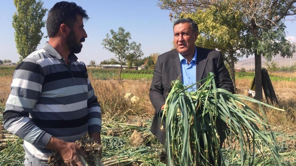 G&uuml;rer: &ldquo;Borcu olmayan &ccedil;ift&ccedil;i kalmadı&rdquo;