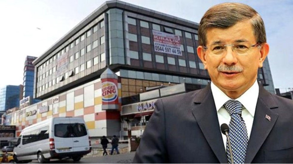 "Parti kurmak için paranız var mı?" sorusuna Davutoğlu'ndan yanıt