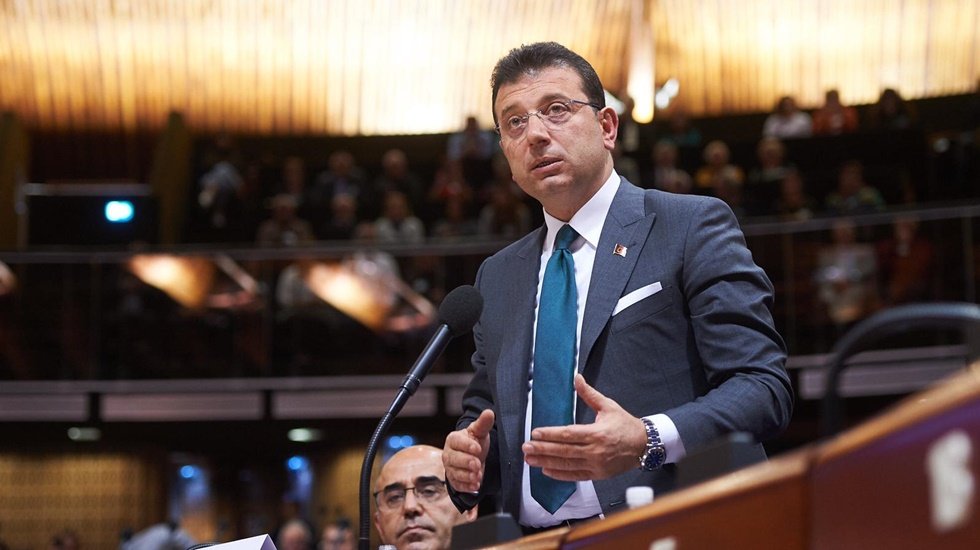 İmamoğlu Fransa&rsquo;da konuştu: &ldquo;İstanbul se&ccedil;imleri t&uuml;m d&uuml;nya i&ccedil;in &ouml;ğretici&rdquo;