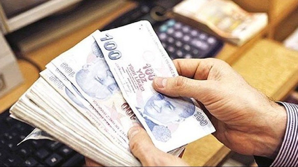 Akaryakıta yapılan &Ouml;TV artışının yurttaşa y&uuml;k&uuml; &ccedil;ok ağır olacak