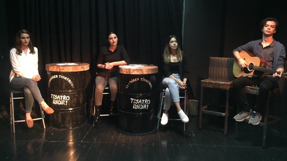 Ortadirek Tiyatrosu&rsquo;ndan "Cumhuriyet Kadınları" konulu m&uuml;zikli s&ouml;yleşi