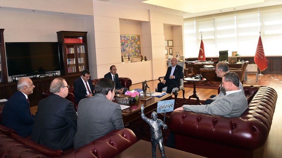 Sendika Başkanlarını Kılı&ccedil;daroğlu ile buluştu