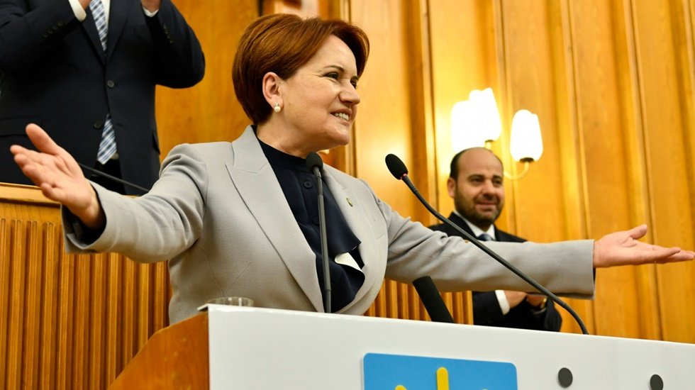 Akşener&rsquo;den Erdoğan&rsquo;a: İnsanımızı birbirine d&uuml;ş&uuml;rmeye &ccedil;alışmaktan bıkmadın mı?