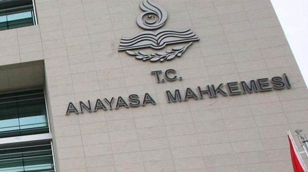 Yeneroğlu: &lsquo;Anayasa Mahkemesi a&ccedil;ısından kara bir leke&rsquo;