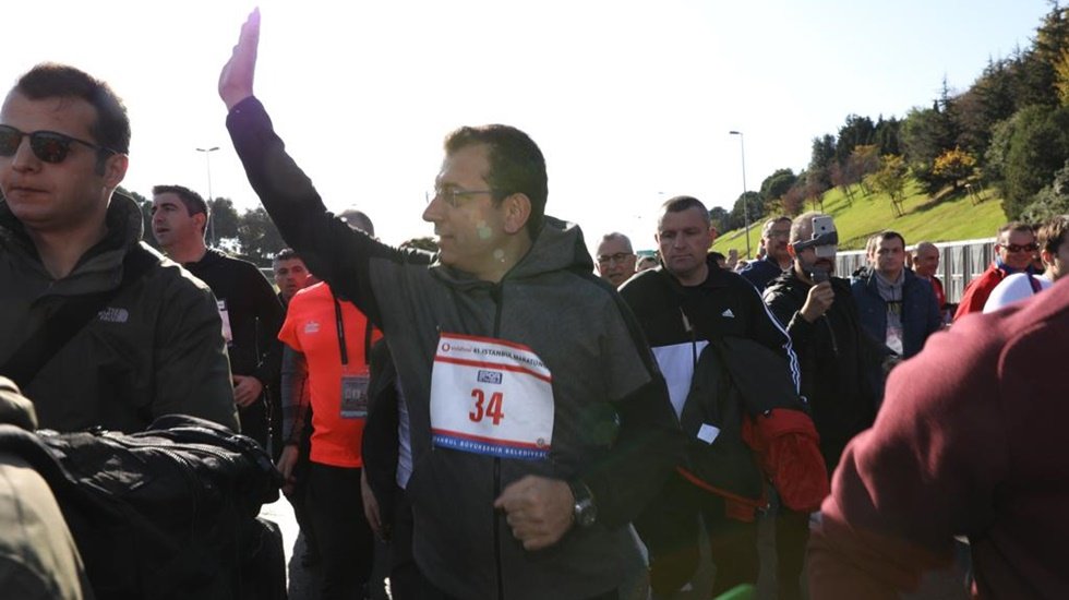 Başkan İmamoğlu İstanbullularla birlikte koştu