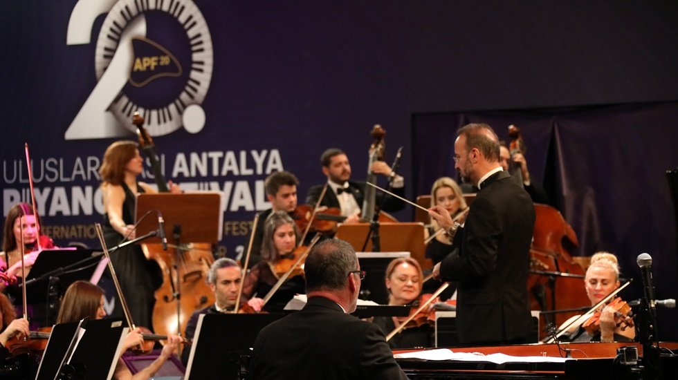 Caz ve senfoninin muhteşem buluşması!