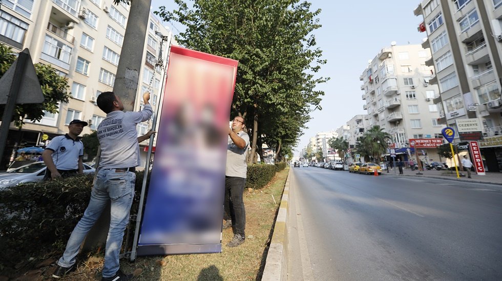 Elektrik direklerindeki g&ouml;r&uuml;nt&uuml; kirliliğine son