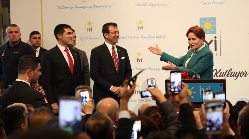 İYİ Parti ikinci yılını coşkuyla kutladı