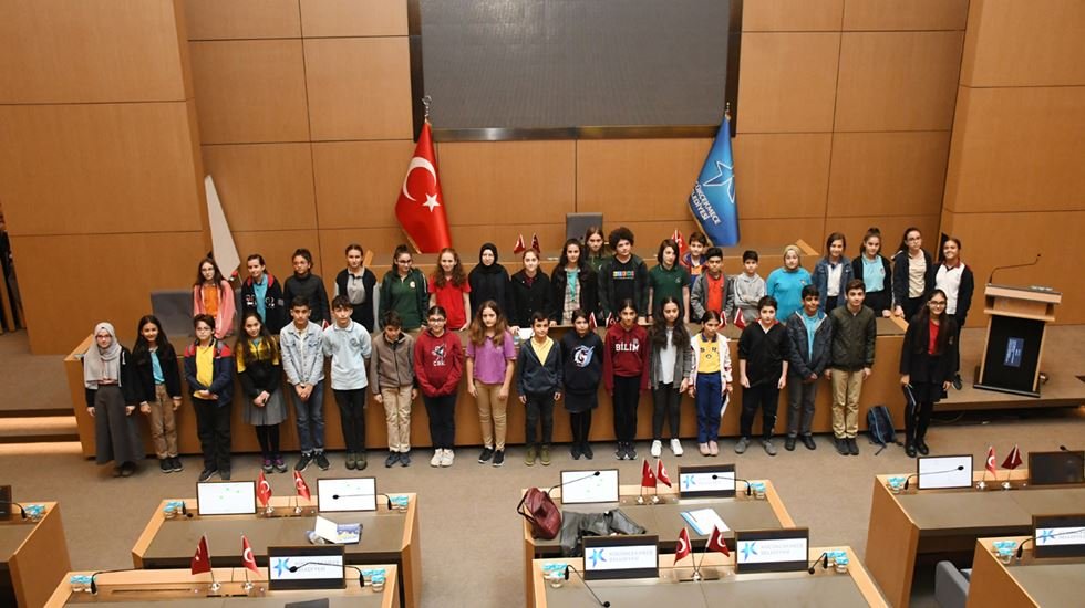 Küçükçekmeceli çocuklar “ben çocuğum, haklarım var” dedi