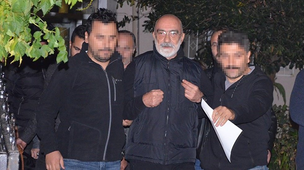Ahmet Altan, emniyetteki işlemlerinin ardından adliyeye sevk edildi