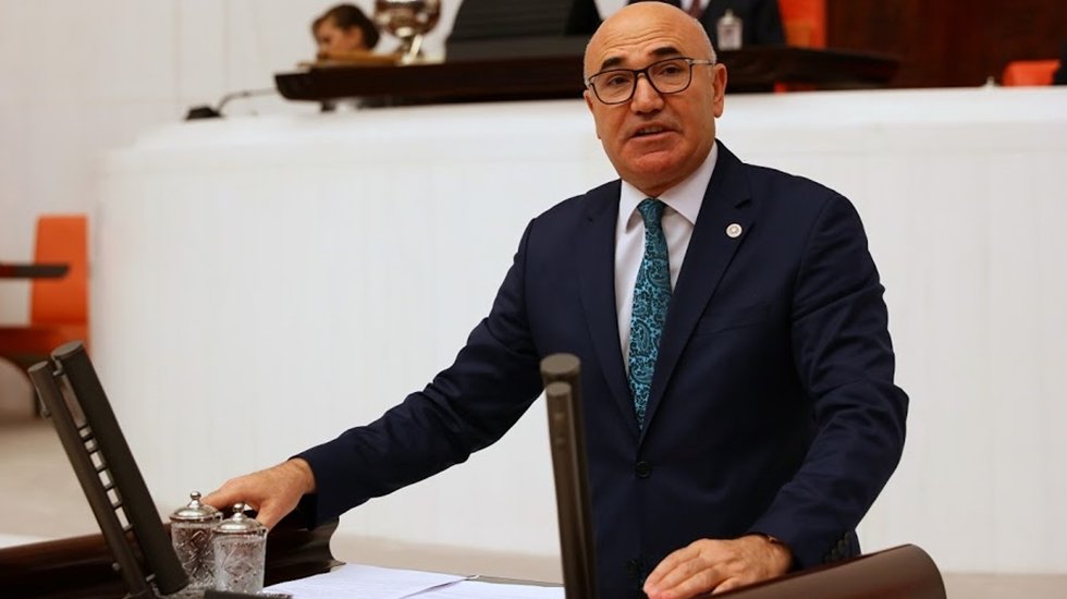 AKP&rsquo;li vekil 180 daireyi inkar etti, Tanal delil g&ouml;sterdi