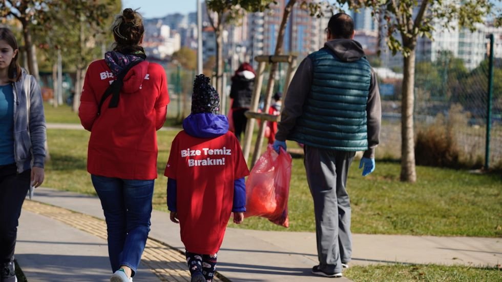 ‘Tek Evimiz Dünya’ dediler; 36 ton çöp toplandı