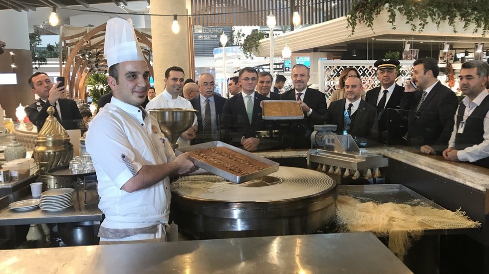 Tokat’ın yemekleri ve kültürü Tokat haftası gala yemeğinde tanıtıldı