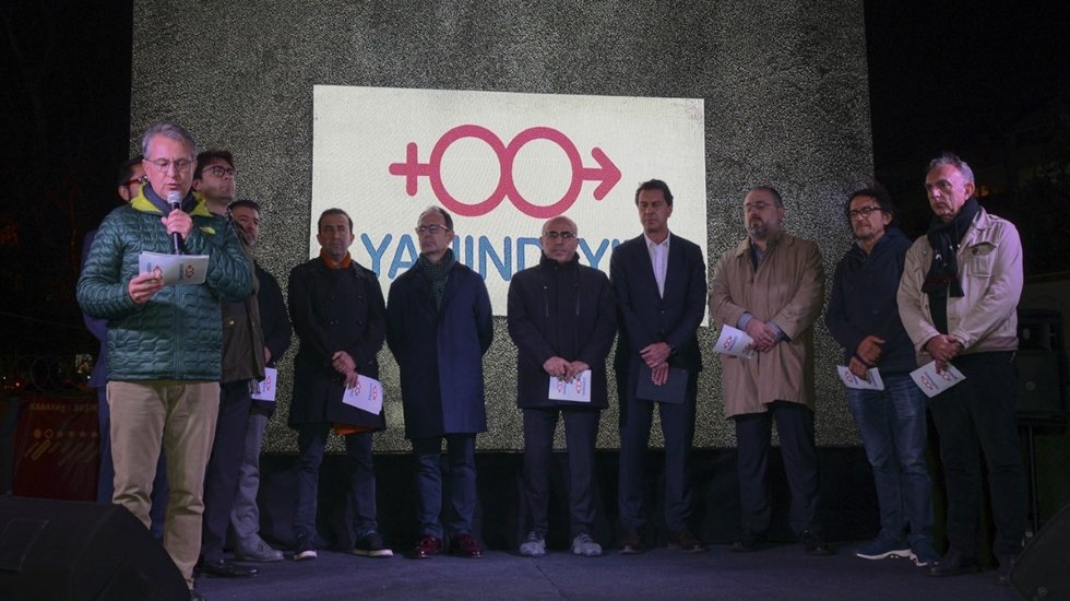 Yanındayız Derneği, &ldquo;Kadın cinayetleri sona erene kadar n&ouml;betteyiz&rdquo; dedi