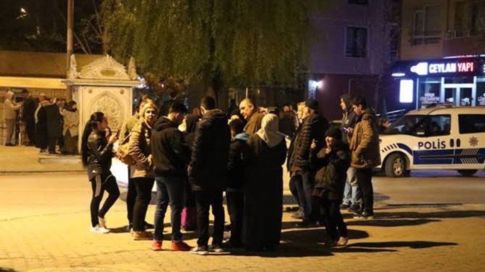Boluluları sokağa d&ouml;ken deprem
