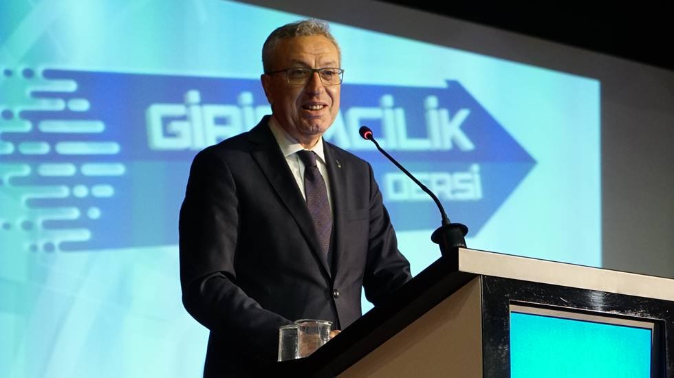 “Bu jenerasyon fark yaratmadan, fark görmek istiyor”