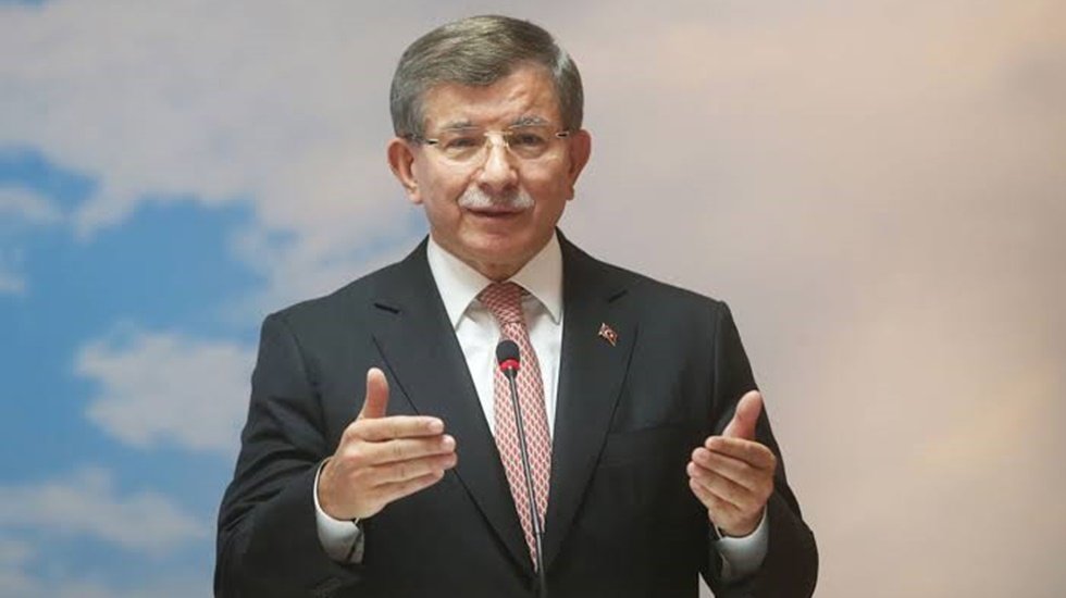 Davutoğlu: “Temel ilkemiz ‘özgürlükçü laiklik’ ve ‘çoğulcu din’ anlayışıdır”