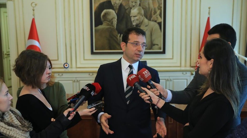 İmamoğlu'ndan Soylu'ya &ccedil;ok sert cevap: Mutlaka onunla bir fotoğrafı vardır