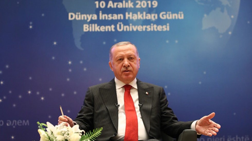 &ldquo;D&uuml;nyanın neresinde hakkı ve hukuku ihlal edilen insan varsa t&uuml;m g&uuml;c&uuml;m&uuml;zle onların yanındayız&rdquo;