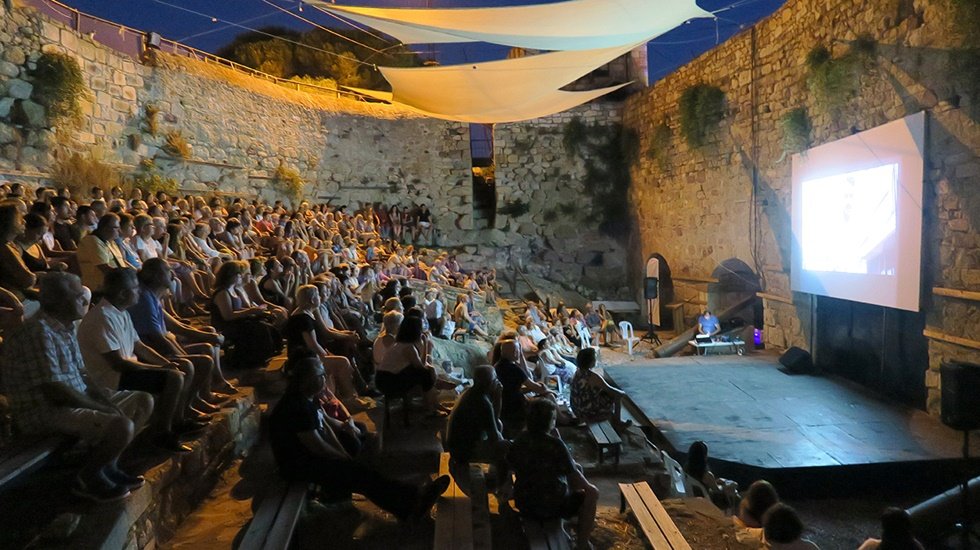 Sinema, tiyatro ve konserler için başlatılma tarihi belirlendi