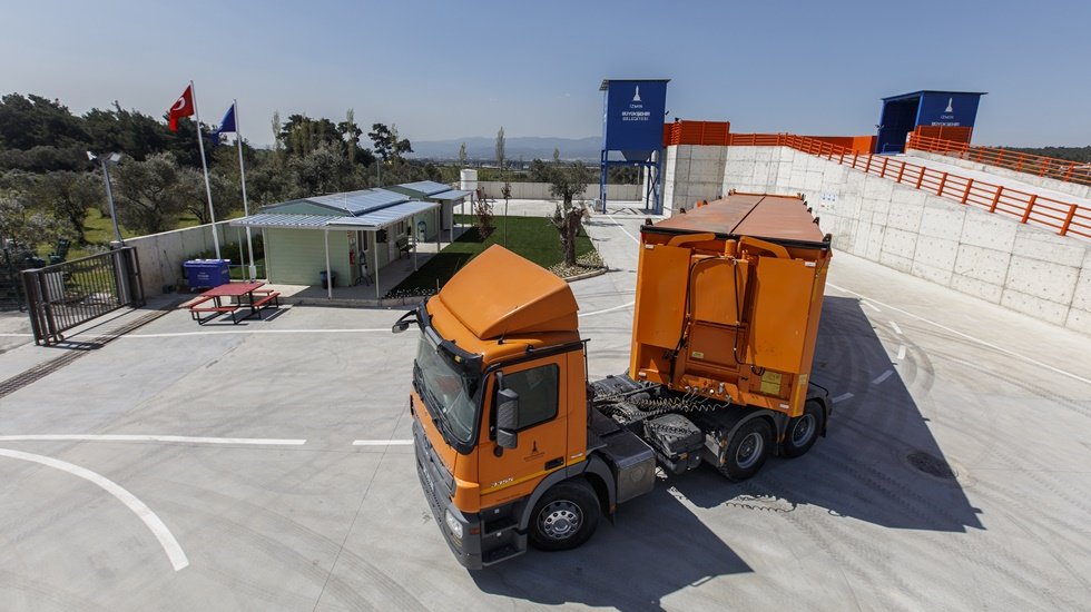 İzmir’e yeni katı atık transfer istasyonları geliyor