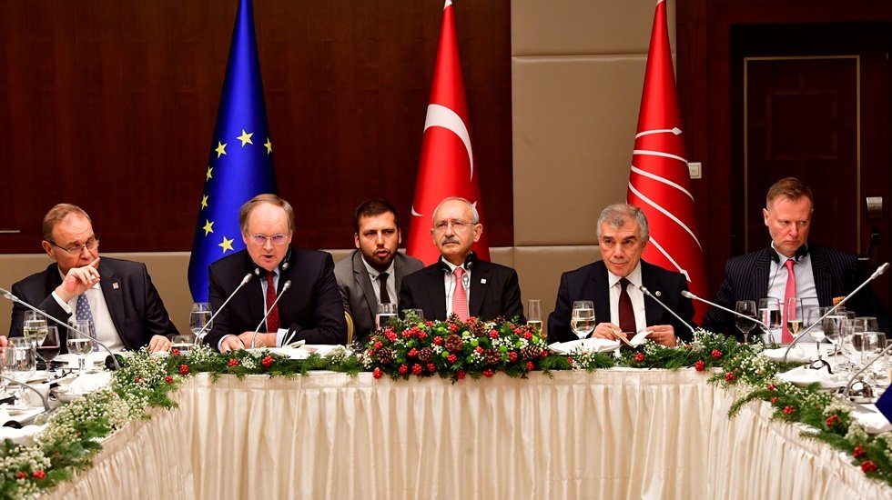Kemal Kılı&ccedil;daroğlu AB b&uuml;y&uuml;kel&ccedil;ileri ile buluştu