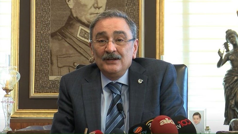 Sinan Ayg&uuml;n işten &ccedil;ıkarmalar i&ccedil;in d&uuml;ğmeye bastı