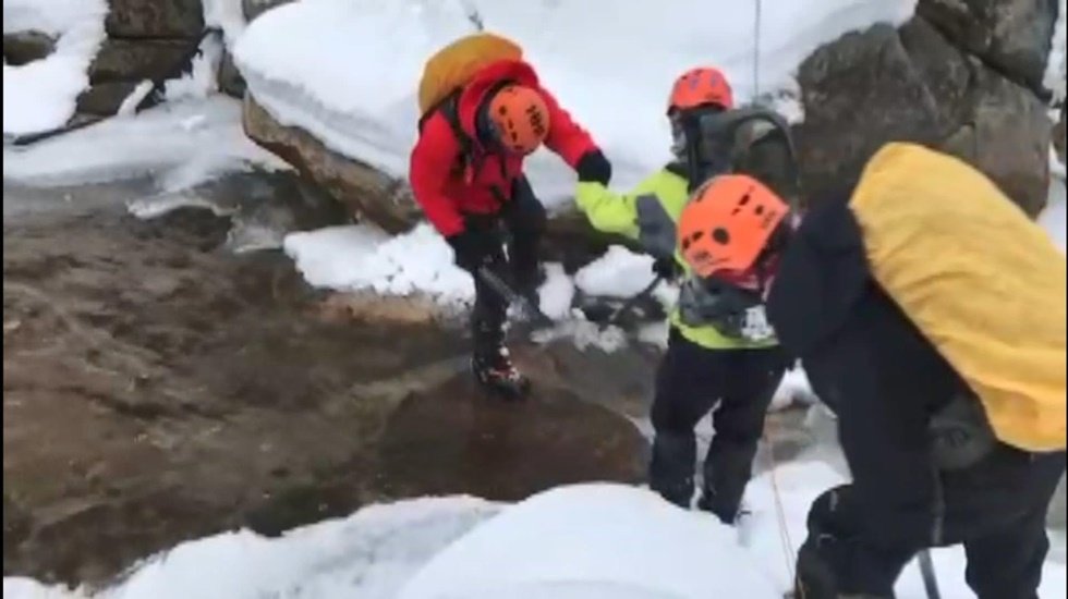 Uludağ'da kayıp dağcıların olduğu sanılan iki ceset de bulundu