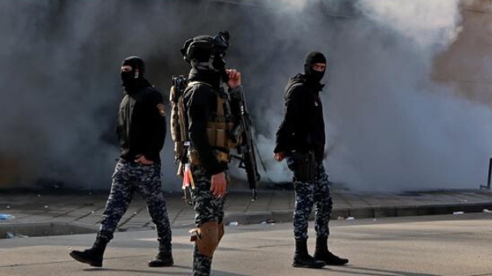 ABD el&ccedil;ilik g&ouml;revlilerinden Iraklı eylemcilere biber gazlı m&uuml;dahale