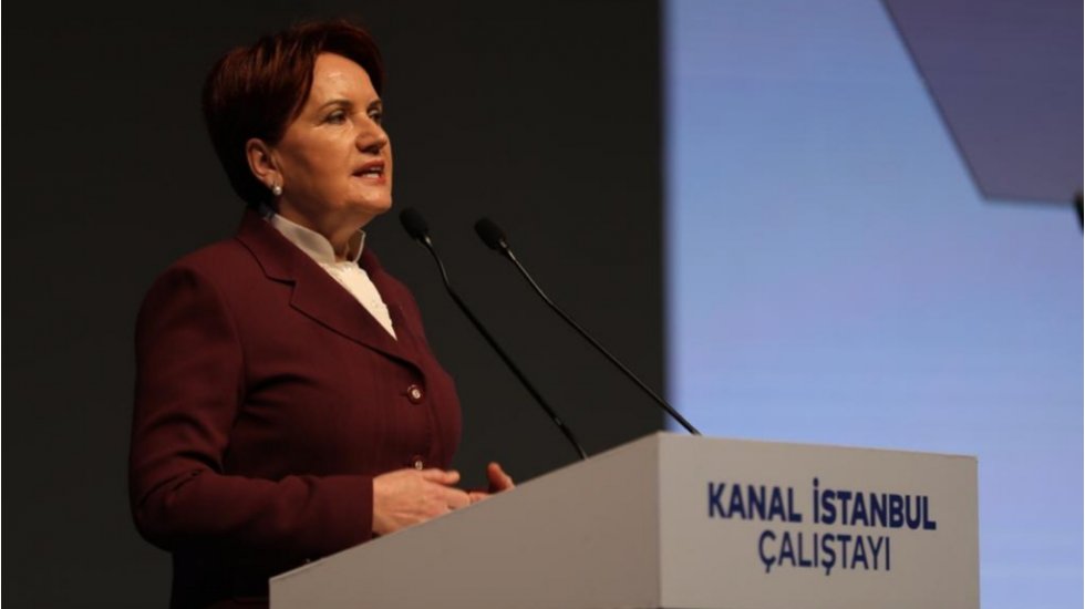 Akşener: İmamoğlu'nu se&ccedil;tiniz diye İstanbullulara ders vermek istiyorlar