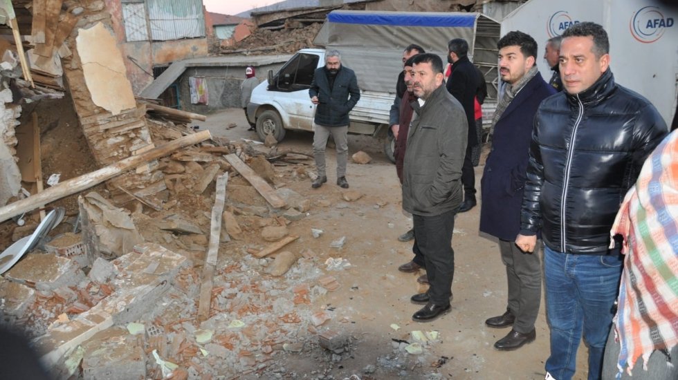 CHP heyeti deprem b&ouml;lgesinde