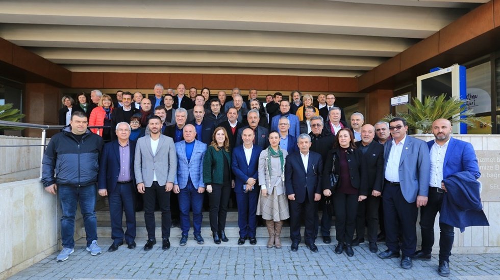 CHP'li Başkanlar Efes Sel&ccedil;uk&rsquo;ta buluştu