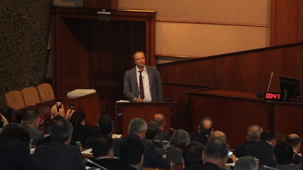 CHP’li Belediye Başkanı ‘Oturma eylemi’ yapacak