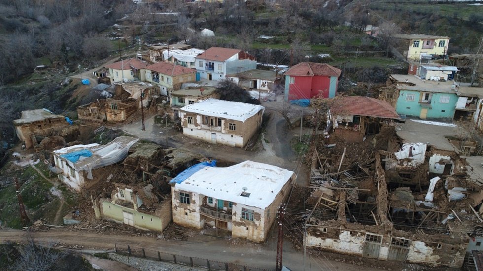 CHP&rsquo;li vekilin deprem i&ccedil;in verdiği &lsquo;soru &ouml;nergesi&rsquo; 4 aydır cevaplanmadı!