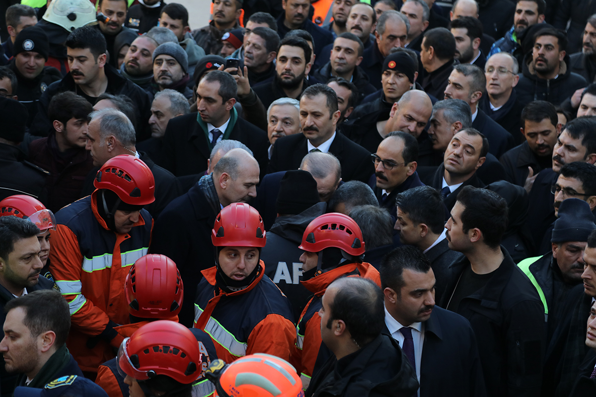 https://yenisoluk.com/uploads/2020/01/elazığ 17.12