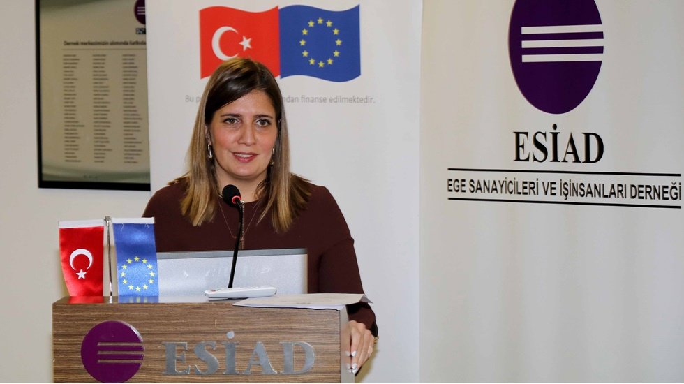 ESİAD&rsquo;ın eğitimleri s&uuml;r&uuml;yor