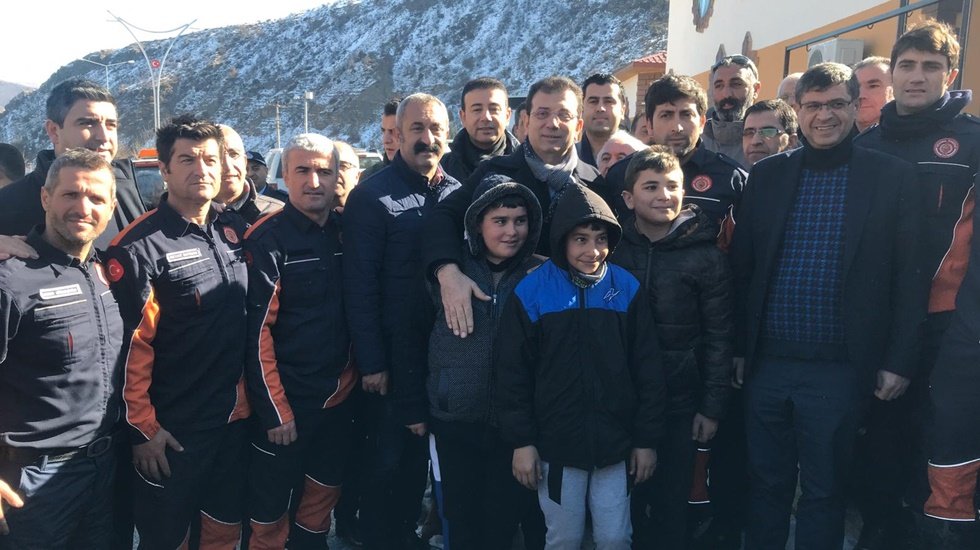 İmamoğlu: &ldquo;İstanbul, b&uuml;t&uuml;n T&uuml;rkiye&rsquo;ye el uzatmak mecburiyetinde&rdquo;